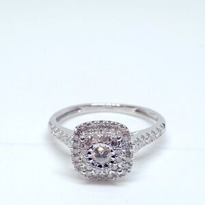 NEW Solid 10K Gold Natural Diamond Ring